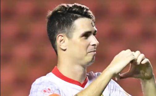 kaiyun官网-豪华阵容赢广州却靠点球 下轮大考海港能过关吗?