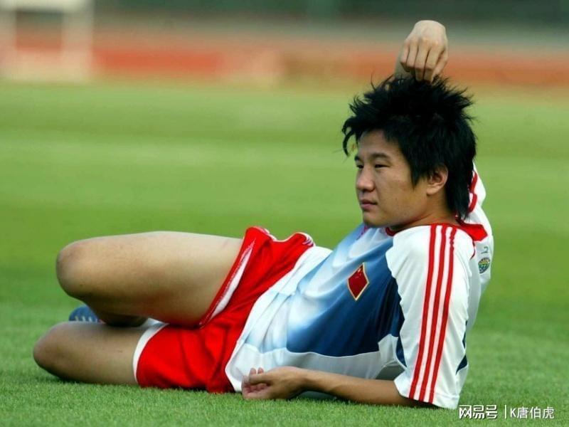 开云注册-李金羽个性太强？被李玮锋掐脖子、不理郑智、与朱广沪渐行渐远
